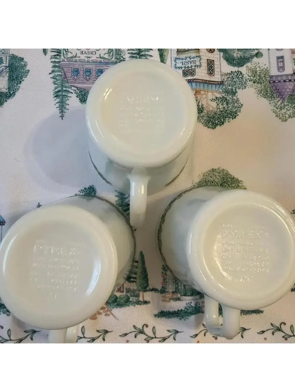 Pyrex no signs